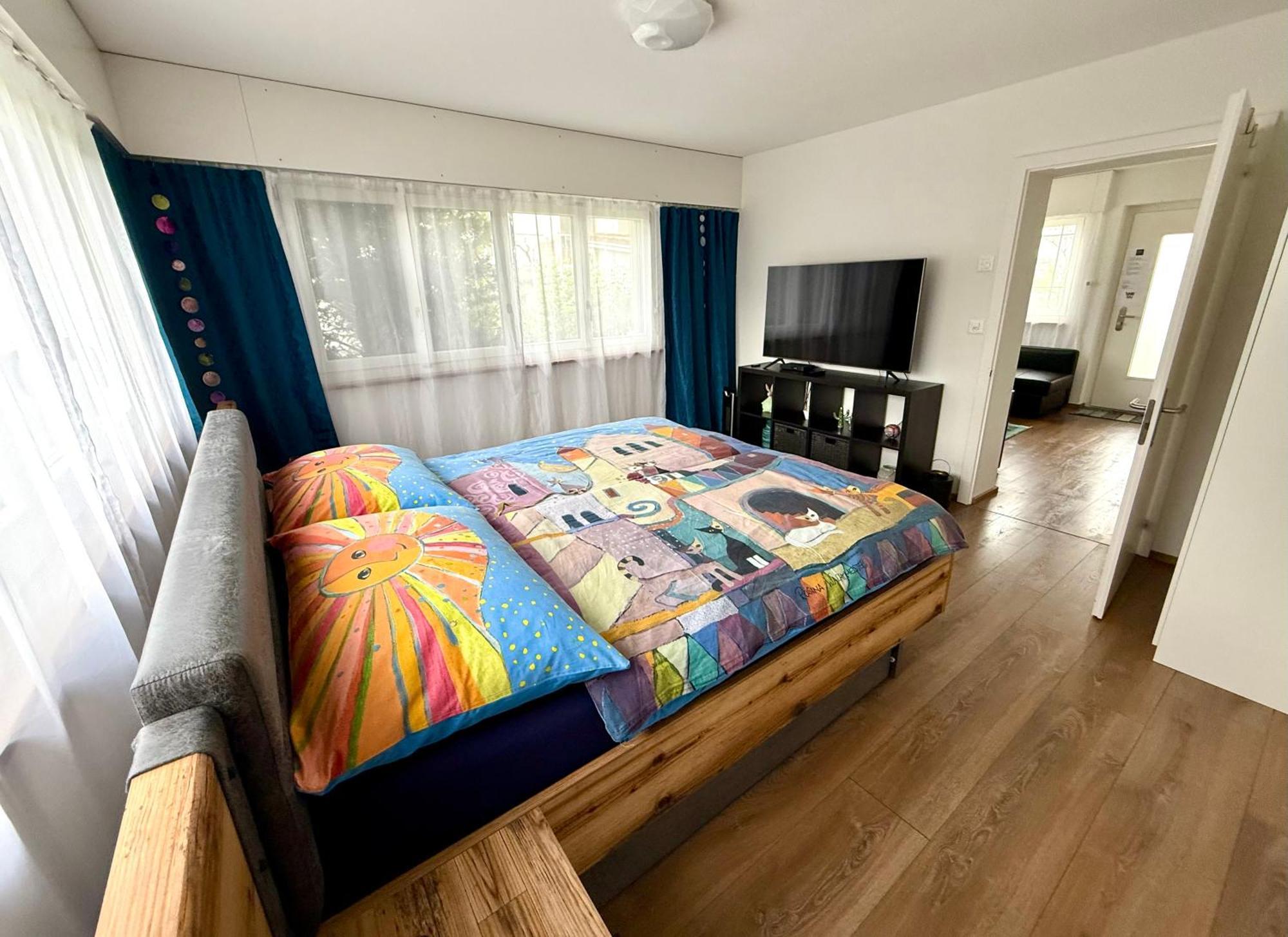 Natalies Hideaway Apartment ทูน ภายนอก รูปภาพ